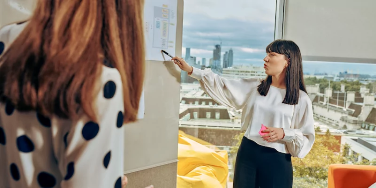 What is a knowledge worker and what do they do?