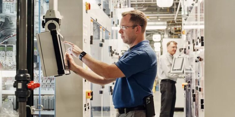 What is the vulnerability management lifecycle?