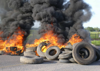 Bitcoin Mining Firm’s Tire Burning Plan Gets Flak From Environmental Groups