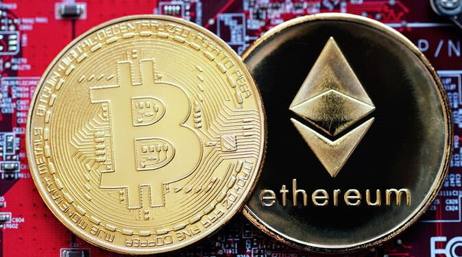 Bitcoin and Ether Stabilize while Other Altcoins Enter Deep Correction