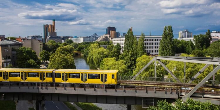 Managing your cloud ecosystems: Migrating to a new Ubuntu operating system version