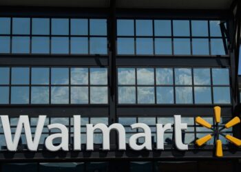 Walmart and Outlier Ventures’ web3 accelerator launches with five startups