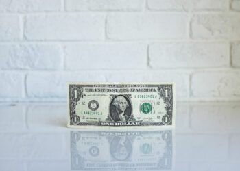 Is There Such Thing as Free Money in Crypto Casinos?