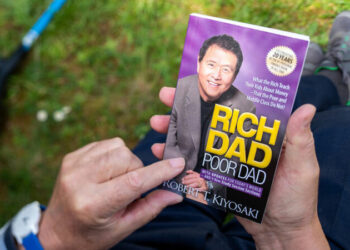 ‘Rich Dad, Poor Dad’ Author Robert Kiyosaki Endorses Bitcoin over Traditional Investments