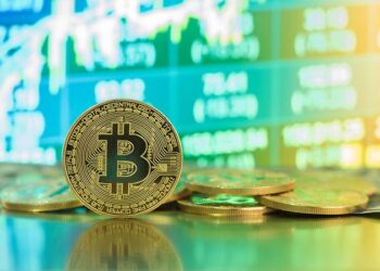 Bitcoin Price Faces Volatility, Is Around $42K Now as ETF Hype Subsides, Triggers Sell-Off