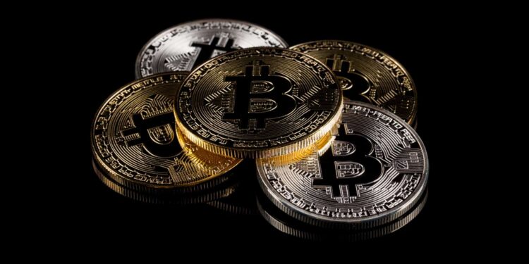 Fidelity Bitcoin Spot ETF Records $1 Billion In Net Inflows