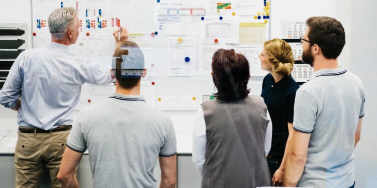 Merging top-down and bottom-up planning approaches