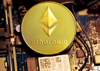Analyst Warns Bearish Future If Ethereum Dips Below This Level